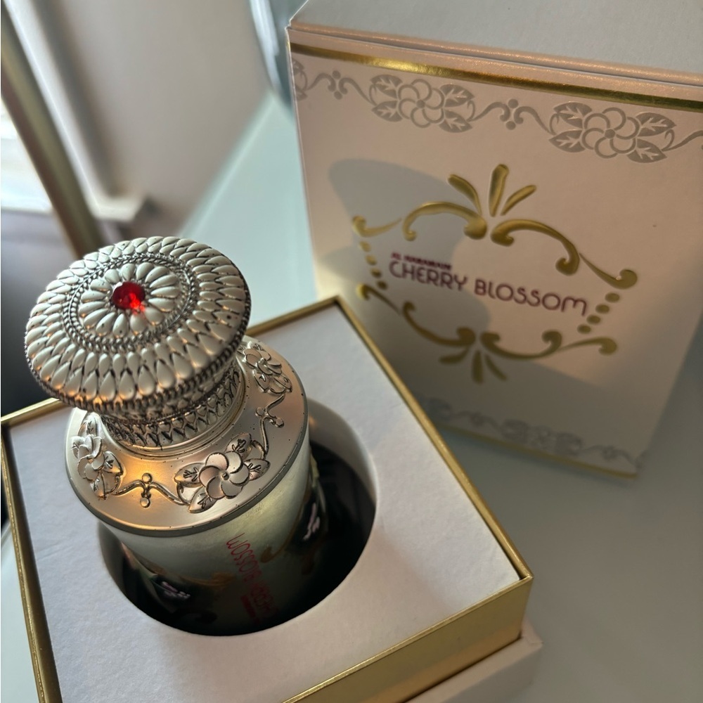 Perfume Oil - Picture 5 of 13
